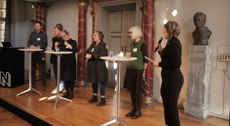 Paneldebat ved biskop Marianne Gaarden, provst Mette Moesgaard, menighedsrådsmedlem Susanne Møller, kongelig bygningsinspektør Stig Andersen og museumsinspektør og kirkekonsulent på Nationalmuseet Morten Larsen.